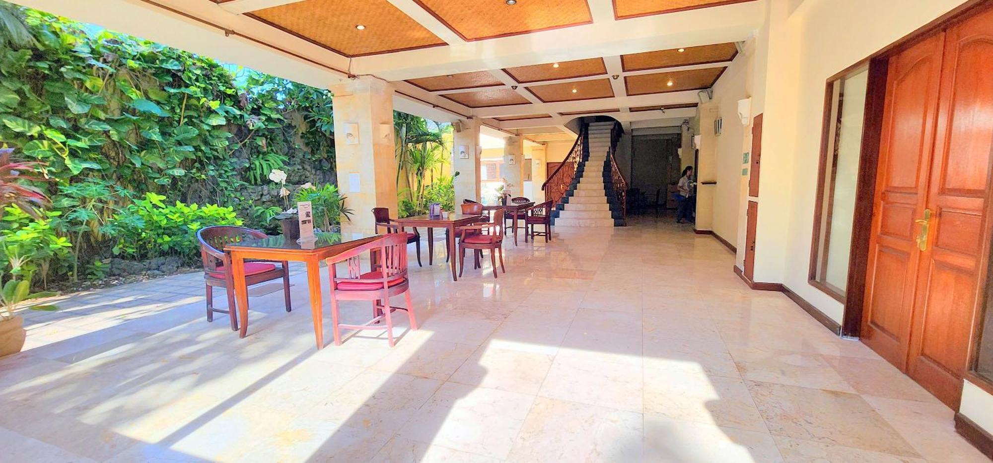 Bali Emerald Apartments ซานูร์ ภายนอก รูปภาพ