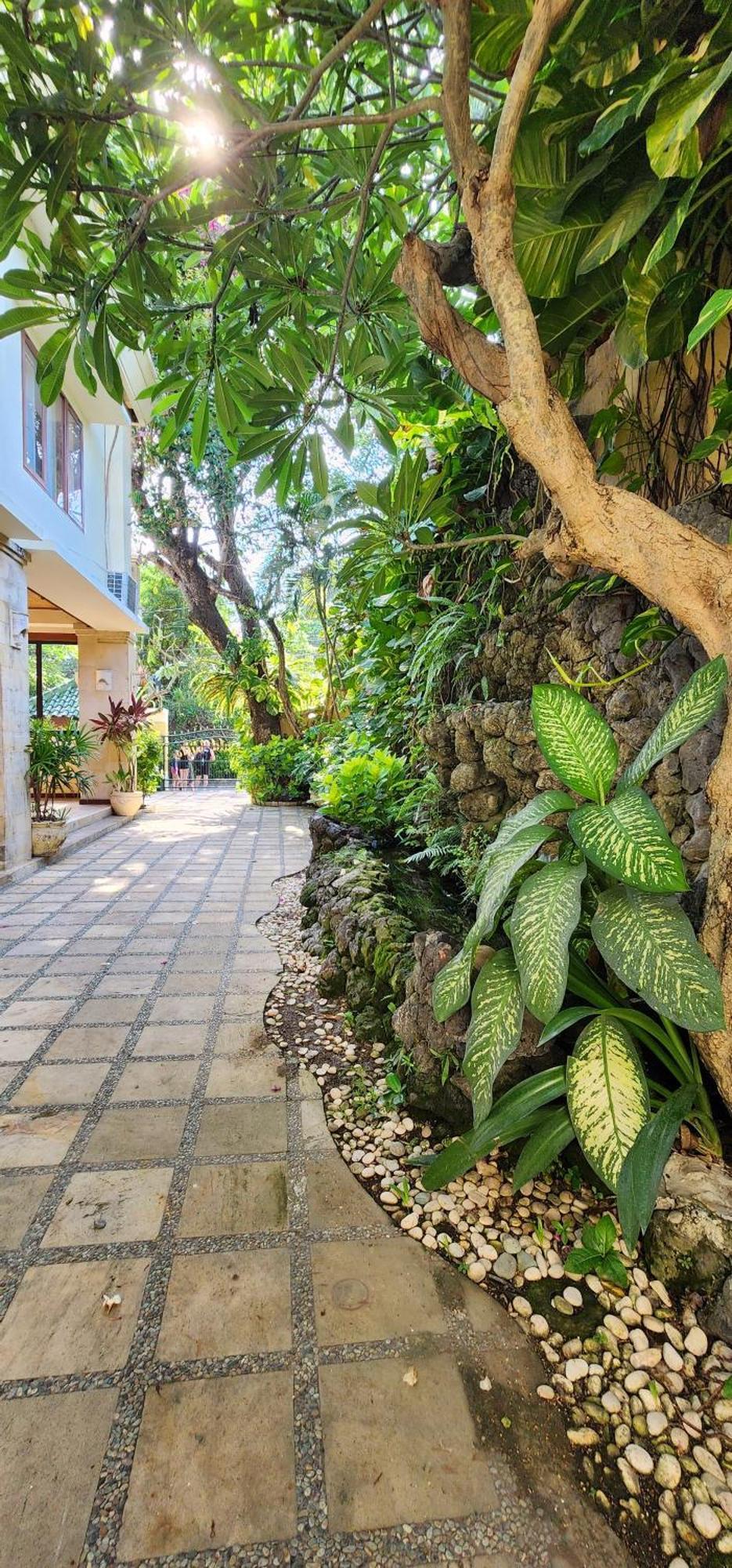 Bali Emerald Apartments ซานูร์ ภายนอก รูปภาพ