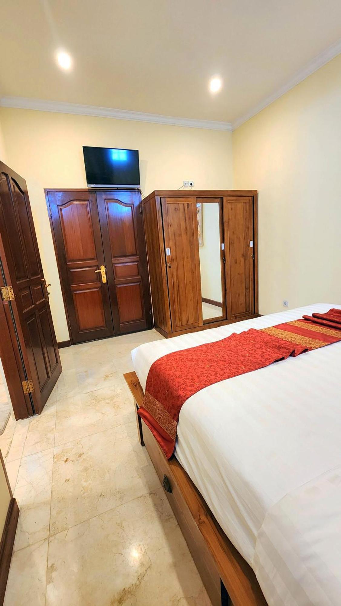 Bali Emerald Apartments ซานูร์ ภายนอก รูปภาพ