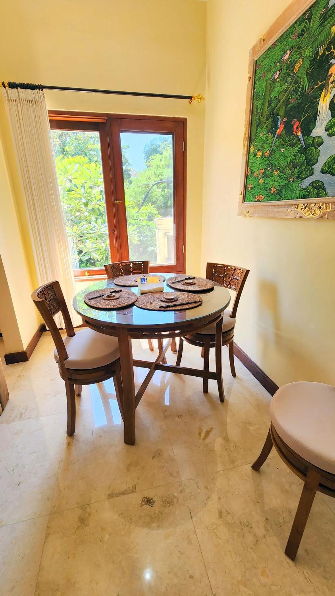 Bali Emerald Apartments ซานูร์ ภายนอก รูปภาพ