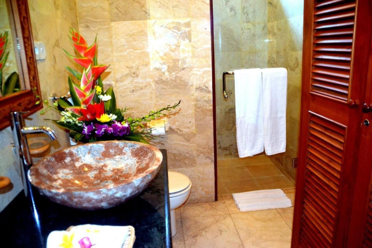 Bali Emerald Apartments ซานูร์ ภายนอก รูปภาพ